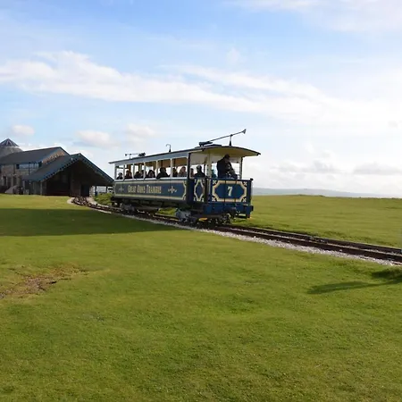 Audley Guest House-2