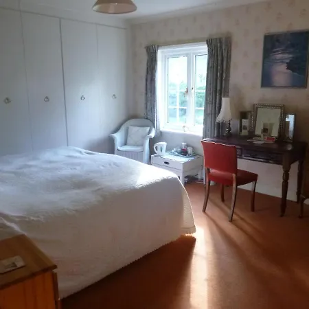 Chart House Bed And Breakfast-3