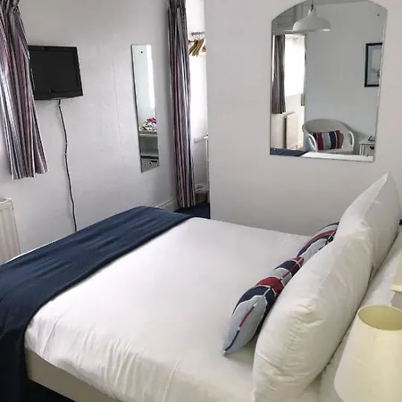 The Moorings B&B-3