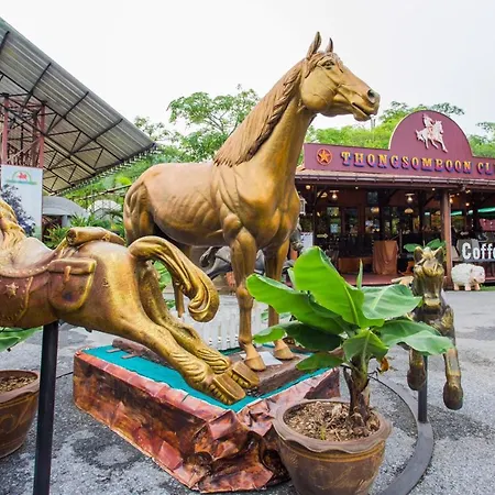 Thongsomboon Club Hotel-2