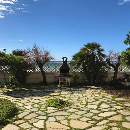 Il Giardino Sul Mare B&B-3