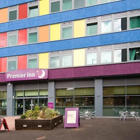 Premier Inn Leicester City Centre-3