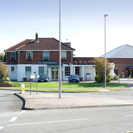 Premier Inn Littlehampton-3