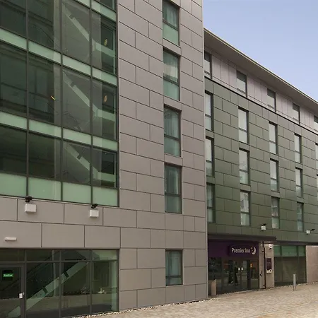 Premier Inn Barnsley Central M1 J37-2