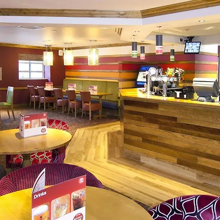 Premier Inn Barry Island-3