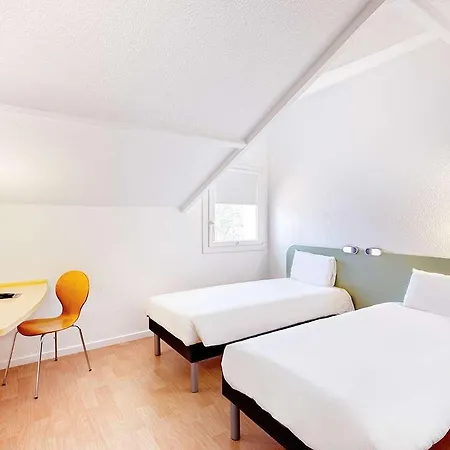 Ibis Budget Agen-3