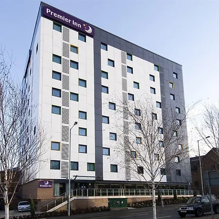 Premier Inn Bradford Central-2
