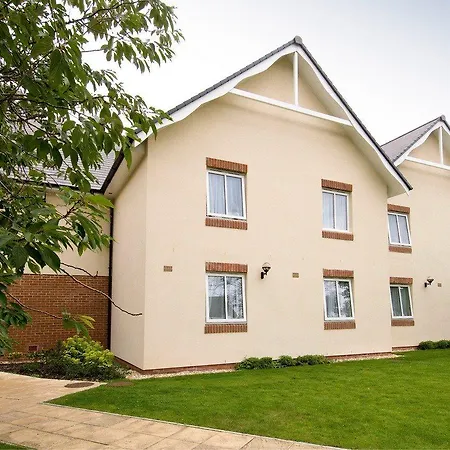 Premier Inn Taunton Ruishton-2