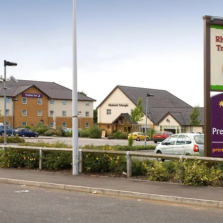Premier Inn Wakefield City North-2