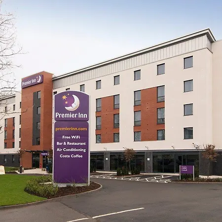 Premier Inn Warwick-2