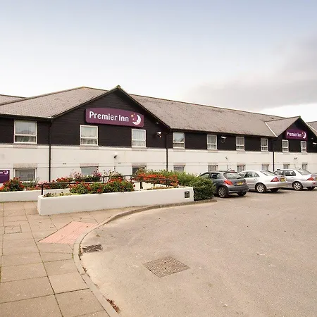 Premier Inn Truro-2