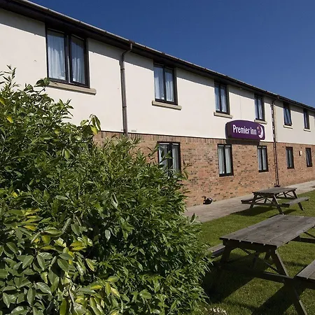 Premier Inn Silverstone-3