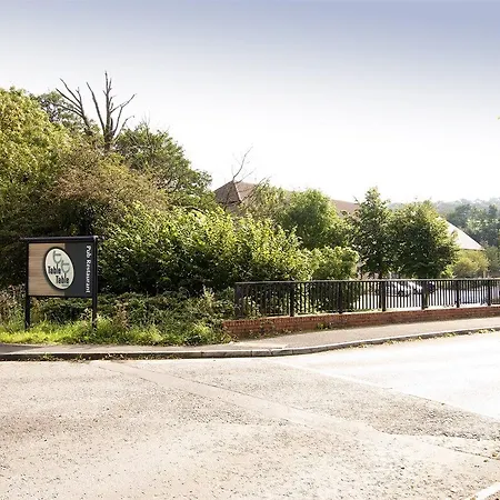 Premier Inn Bridgend-2