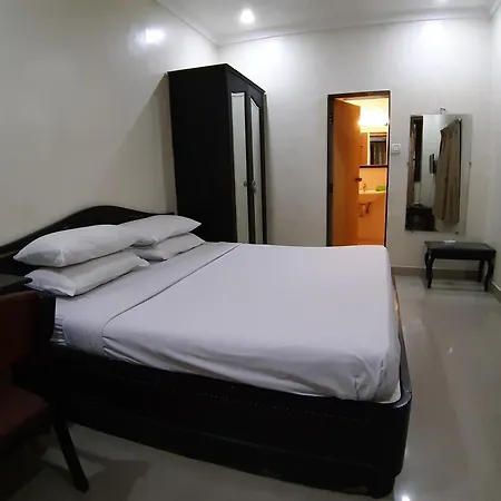 Hotel Ritz-2