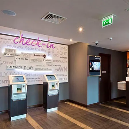 Premier Inn Slough West-2