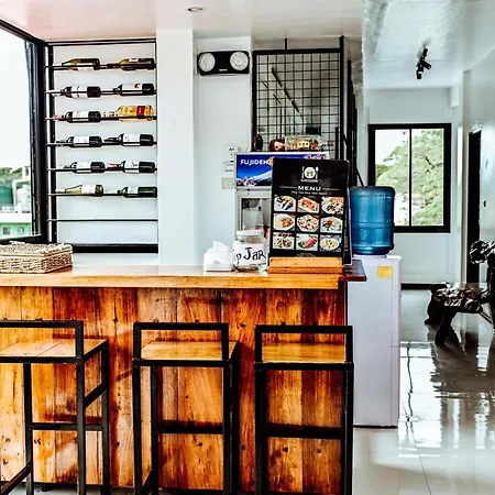 Island Brasserie Hostel-3