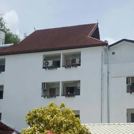 V.I.P. House-2