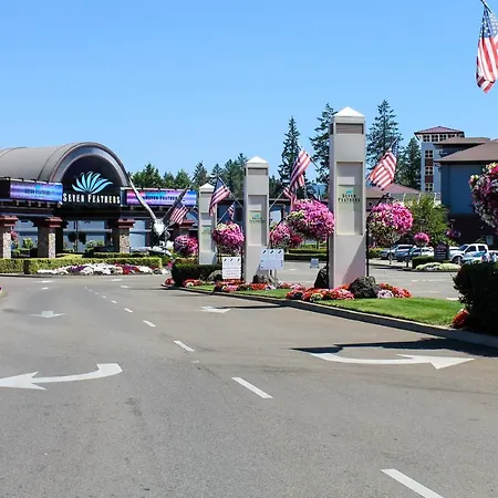 Seven Feathers Casino Resort-2