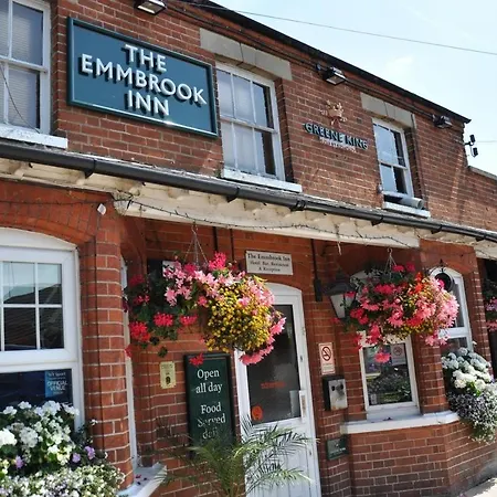 The Emmbrook Inn Hotel-3