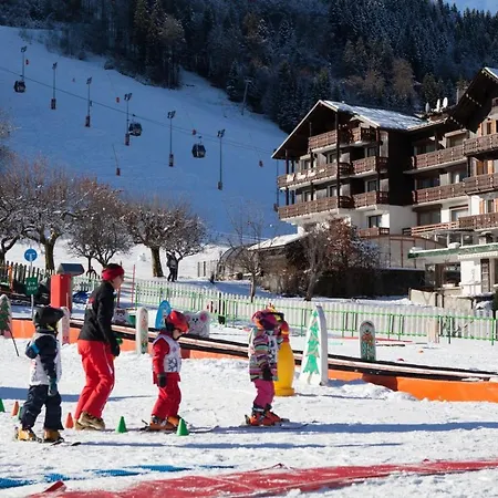 Hotel Champs Fleuris Morzine-2