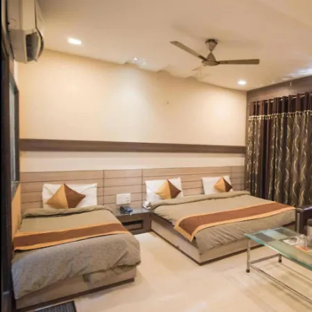 Brij Palace Hotel-2