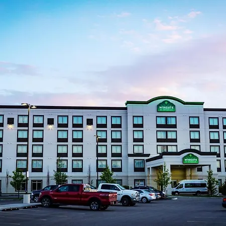 Wingate By Wyndham Calgary Airport-3