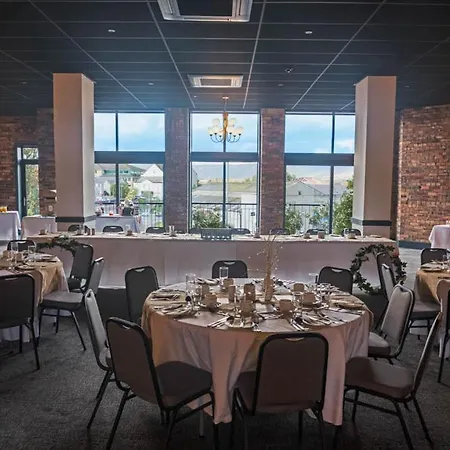 Broadcroft Hotel-3