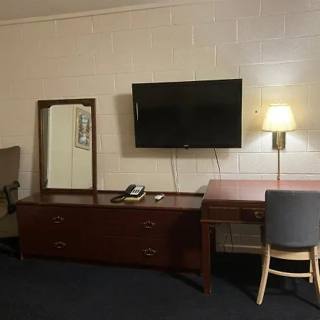 Childress Inn-3