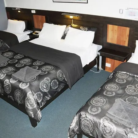 Golden Leaf Motel-2