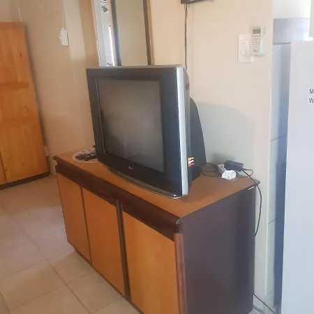 Mom'S Place-2