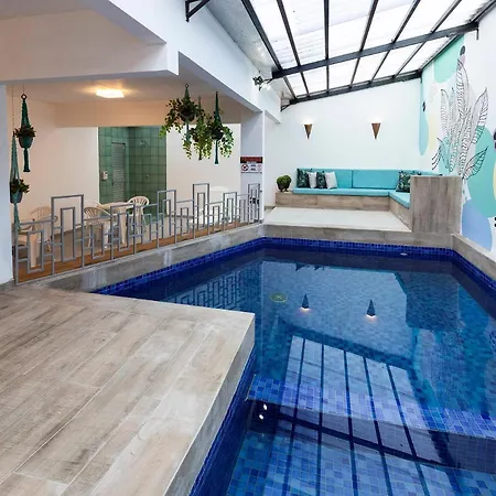 H Hotel-3