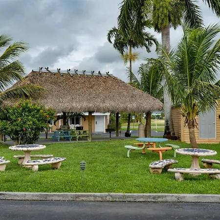 Everglades City Motel - Everglades Adventures Inn-2