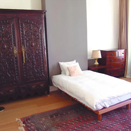 Louise Chatelain suites-2