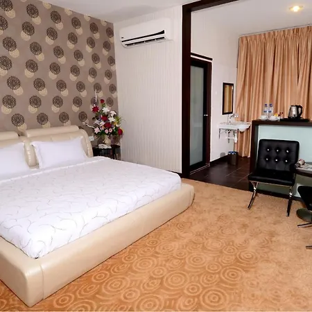 Hotel Tebrau Ct-2