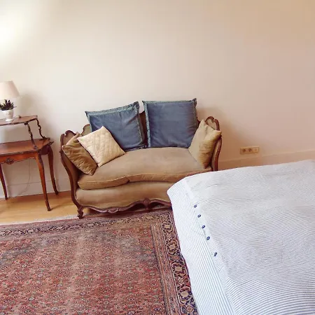 Louise Chatelain suites-3