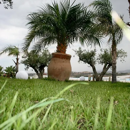 Punta Bianca Suite & Home Experience-3