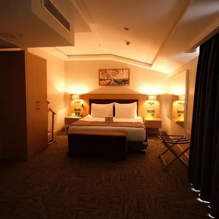 Hotel Boursier 2 & Spa-2