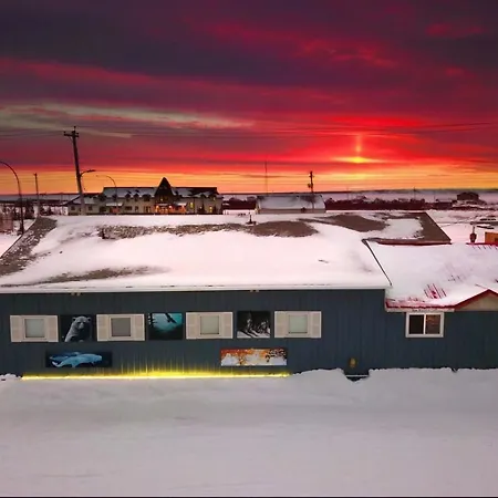 Iceberg Inn-3
