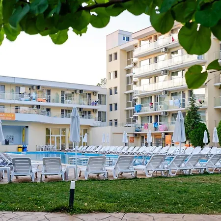 Hotel Garden Nevis-2
