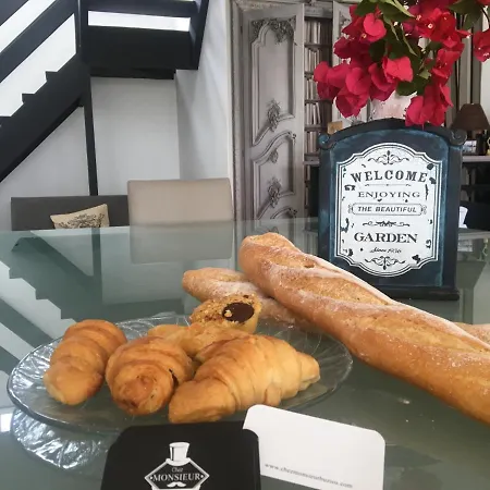Chez Monsieur-2