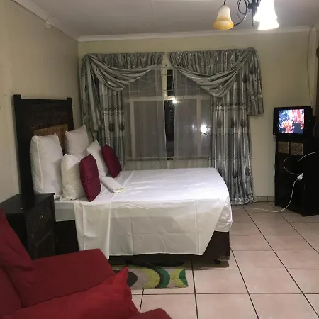 Kaste Guesthouse Secunda-3