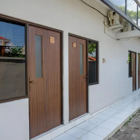 Reddoorz Near Stasiun Tawang Semarang-3