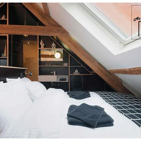 At Home In Bruges-2