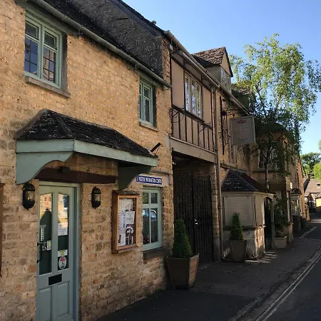 Coombe House-3