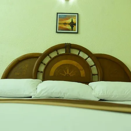 Hotel Raja Palace-3