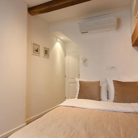 Live Laugh Love Dubrovnik Luxury Rooms-2