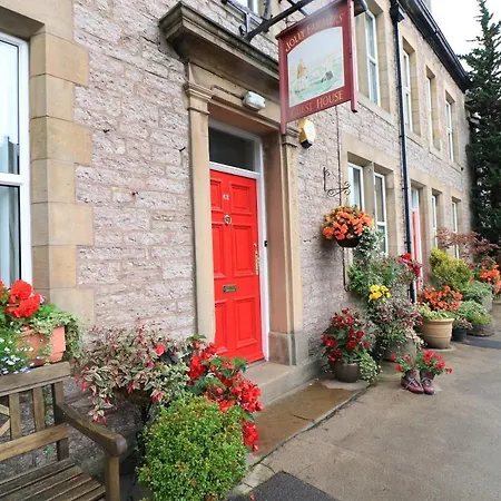 Jolly Farmers Guest House-2