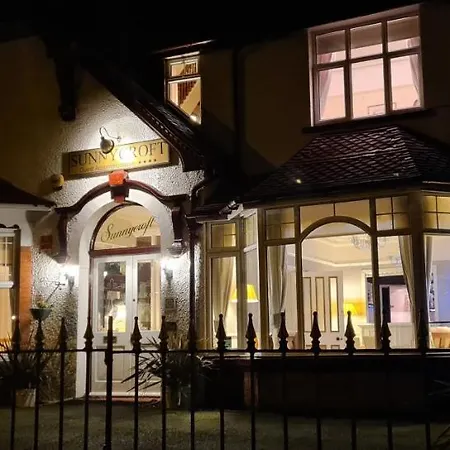 Sunnycroft Private Hotel-2