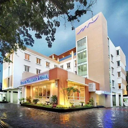 Urbanview Hotel Grand Malabar Bandung-2