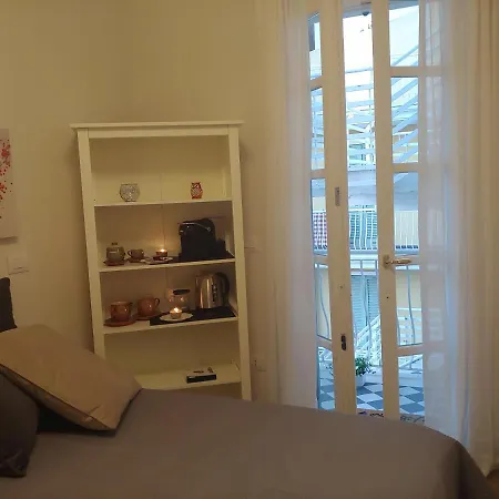 Tiny Room-3